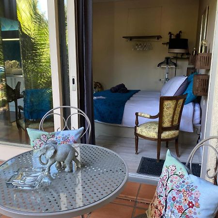 Hotel L'Hacienda Saint-Pierre-du-Mont  Zewnętrze zdjęcie