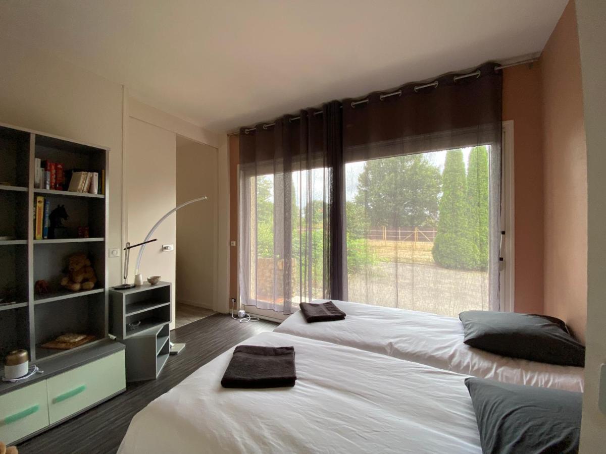 Hotel L'Hacienda Saint-Pierre-du-Mont  Zewnętrze zdjęcie