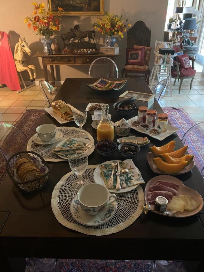 Hotel L'Hacienda Saint-Pierre-du-Mont  Zewnętrze zdjęcie